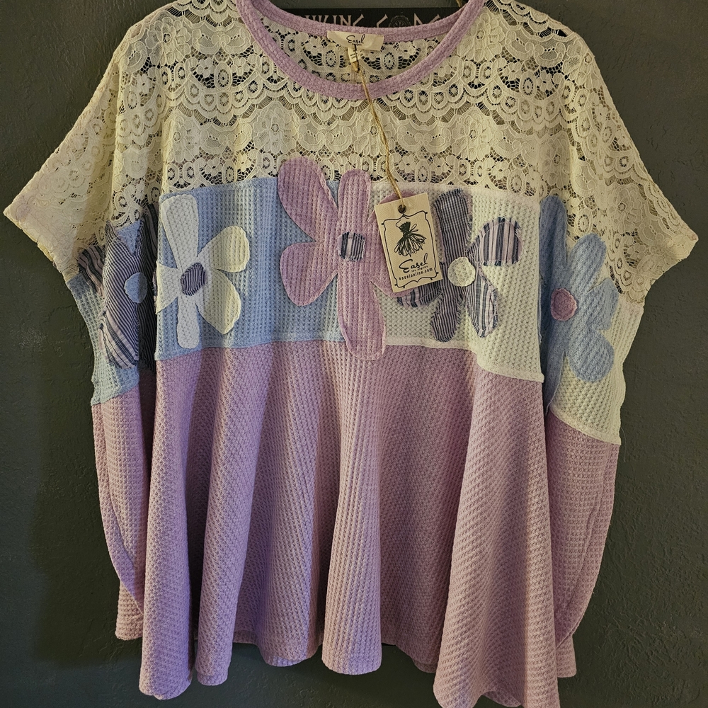 Easel Pastel Floral Lace Top